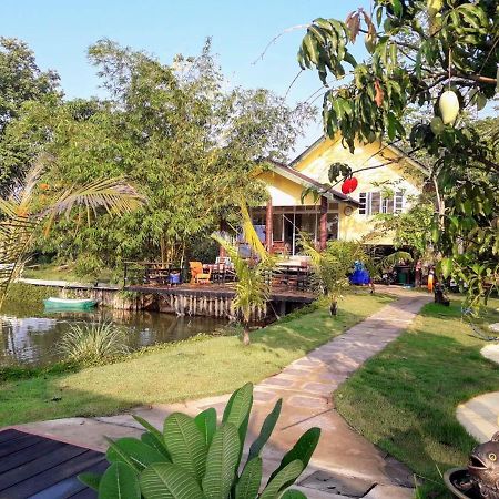 Llamados Fishing Lake San Kamphaeng Buitenkant foto